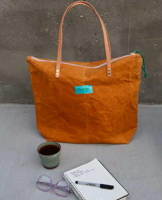 waxed canvas zip tote